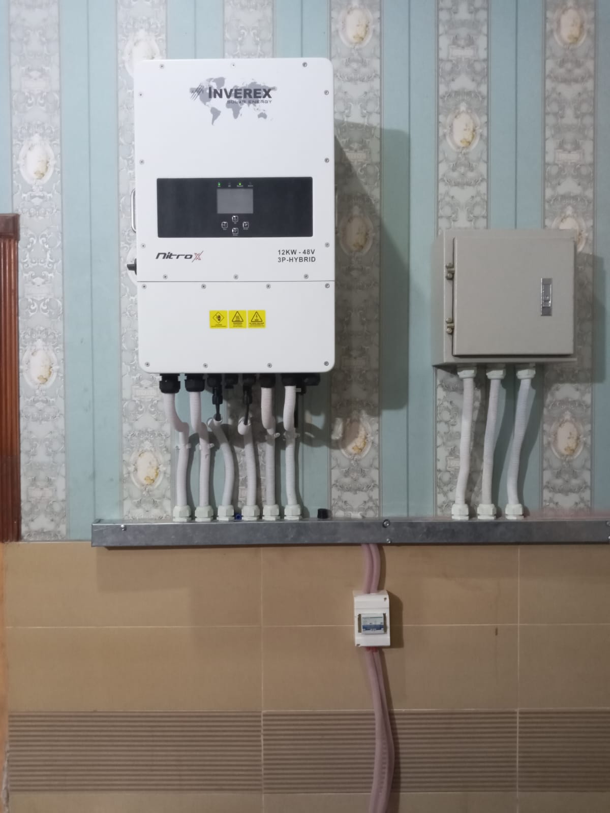 Inverex Nitrox 12kW Hybrid — 3 Phase